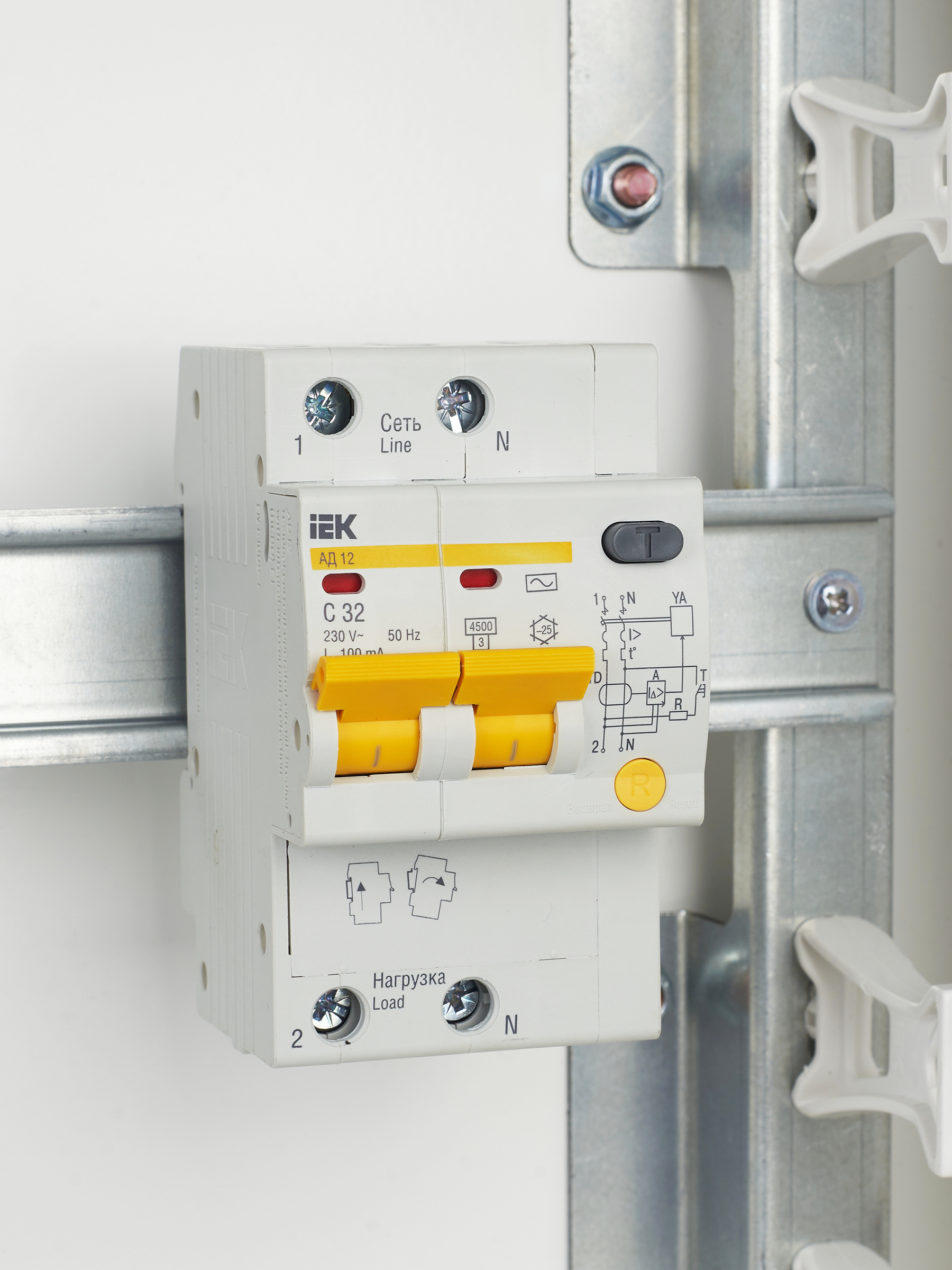 Дополнительное фото продукта MAD10-2-032-C-100 (38)