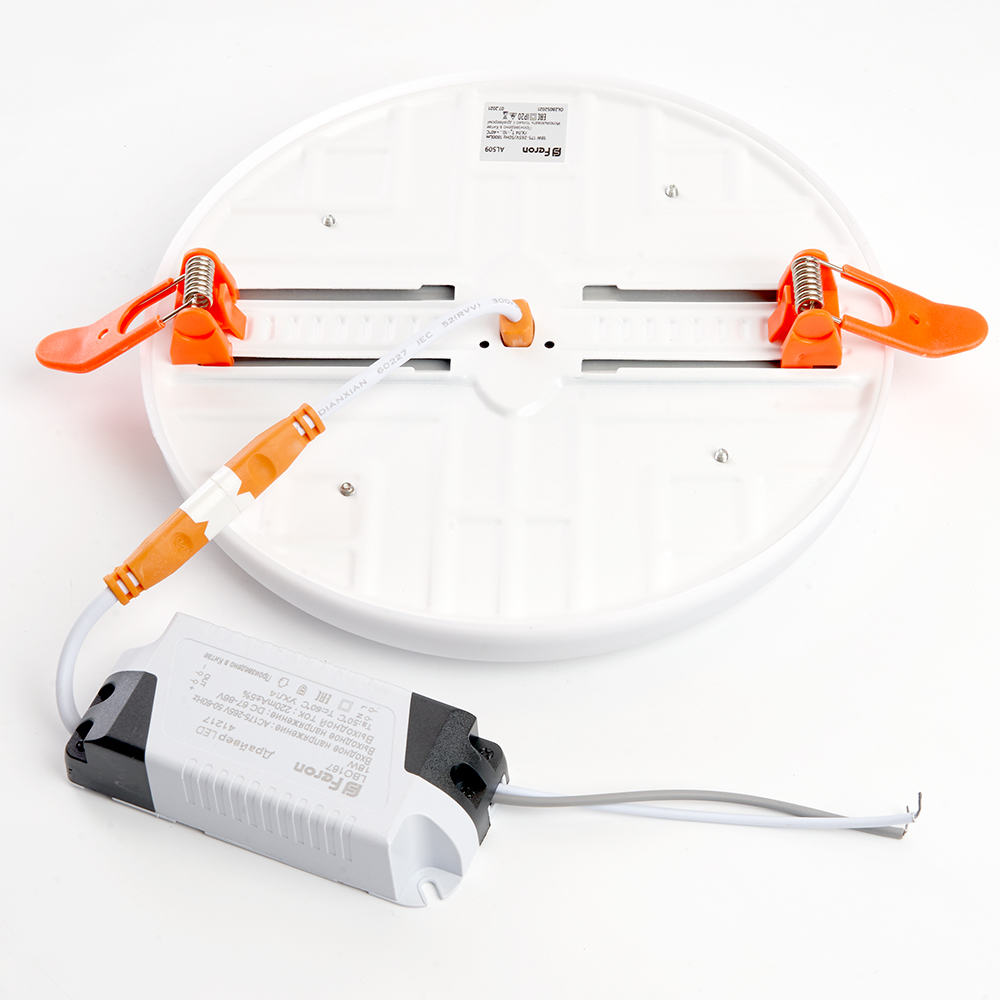 0iadz7o2jiye6s44qsyd2s8cez7cj3xm