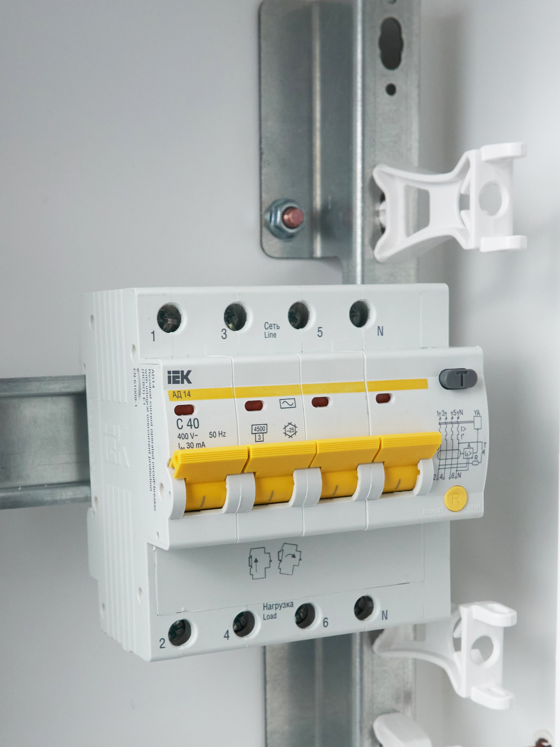 Дополнительное фото продукта MAD10-4-040-C-030 (28)