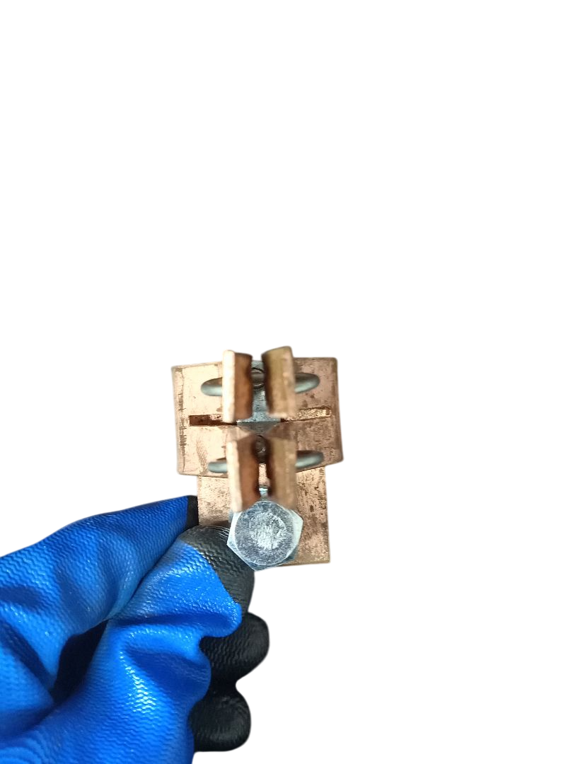 a31cc98e-e13b-462c-a6c7-8b6fa7e8fe8d-Photoroom