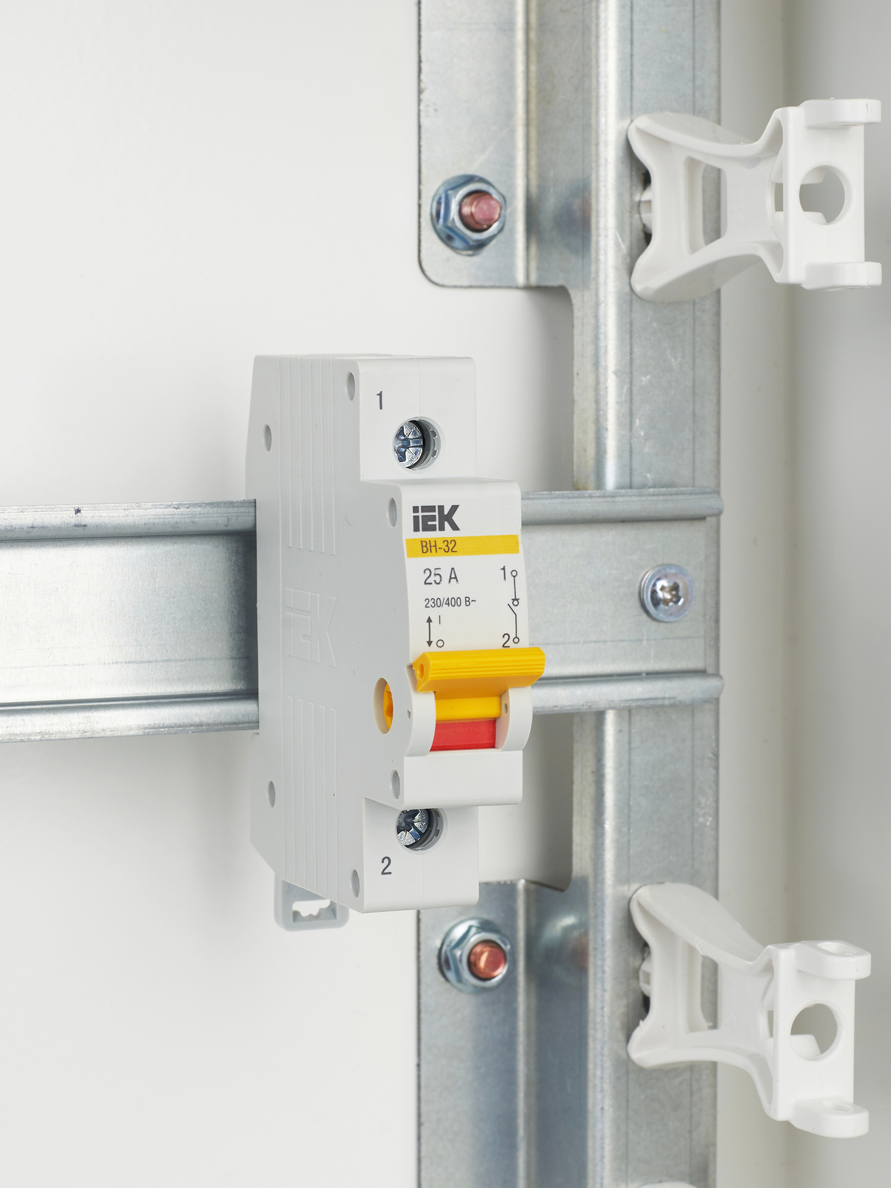 Дополнительное фото продукта MNV10-1-025 (16)