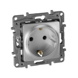 5nmtak0028scutayypidtnf8mcr8thm0